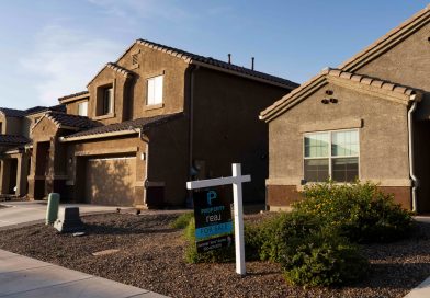 Mortgage rates hit highest level in 3 weeks, weakening demand further